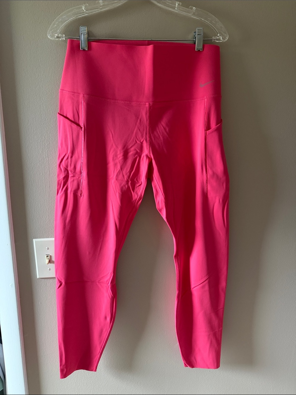 Nike Hot Pink High-Rise Pocket Leggings